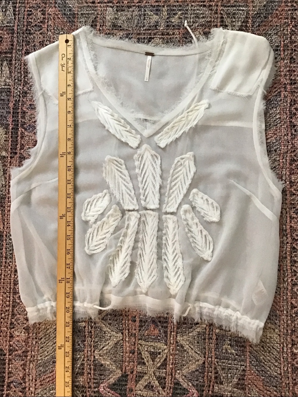 Free People Cream Embroidered V-Neck Sleeveless Top sz Large - Picture 7 of 9